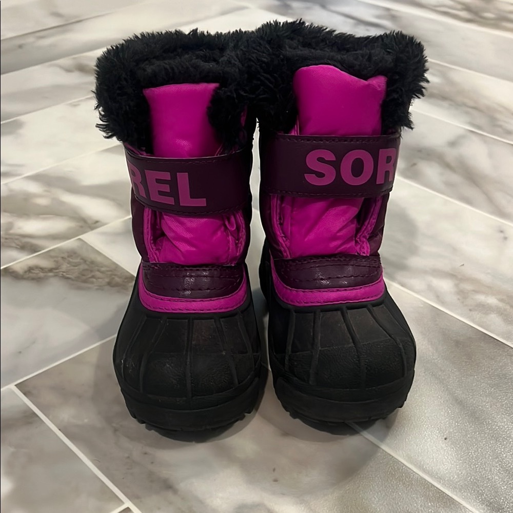 Toddler Sorel Fuchsia and Black Snow Boots
